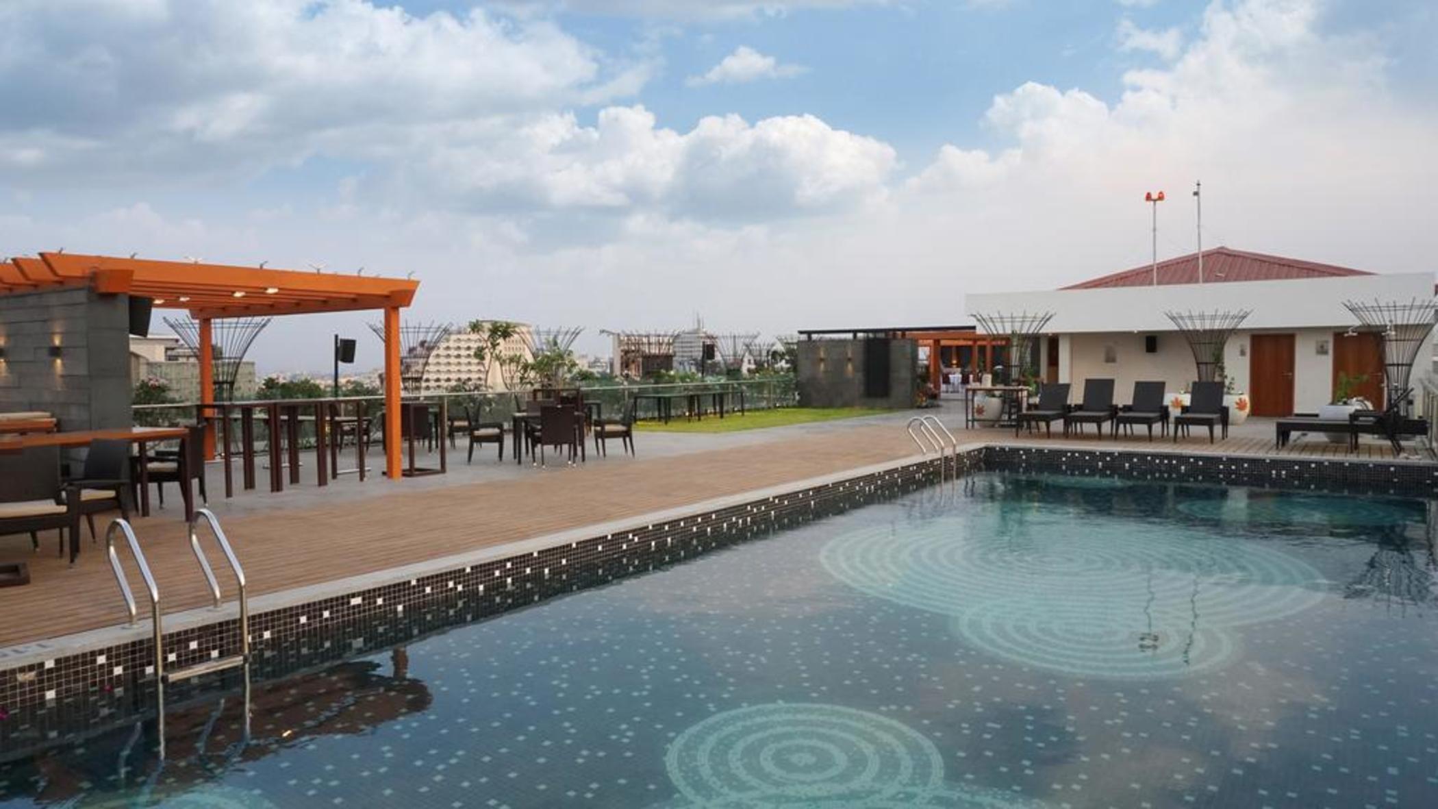 Hyatt Place Hyderabad Banjara Hills Bagian luar foto